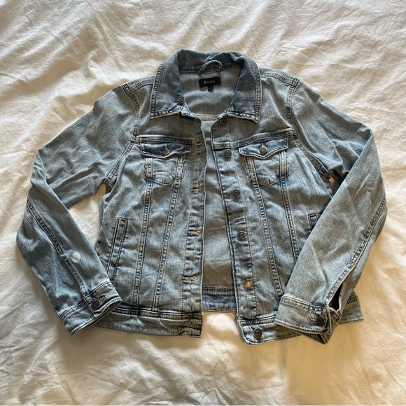 Women’s jean jacket size small - Picture 4 of 6